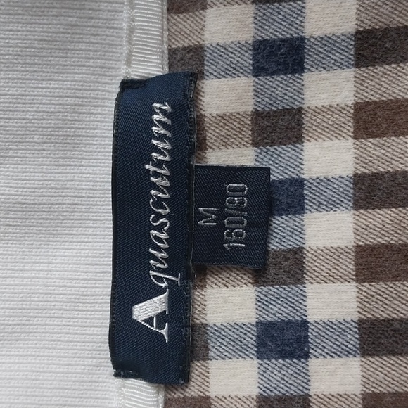 Aquascutum Cropped Zip up neck Sweater size Medium in White - Picture 5 of 9